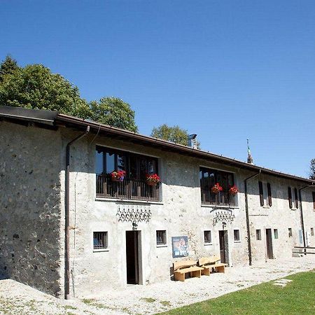 Rifugio Alpetto Di Torno Hostel Sormano Exterior photo