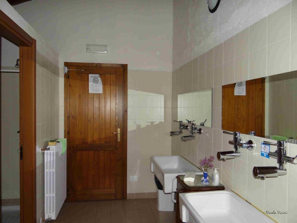 Rifugio Alpetto Di Torno Hostel Sormano Room photo