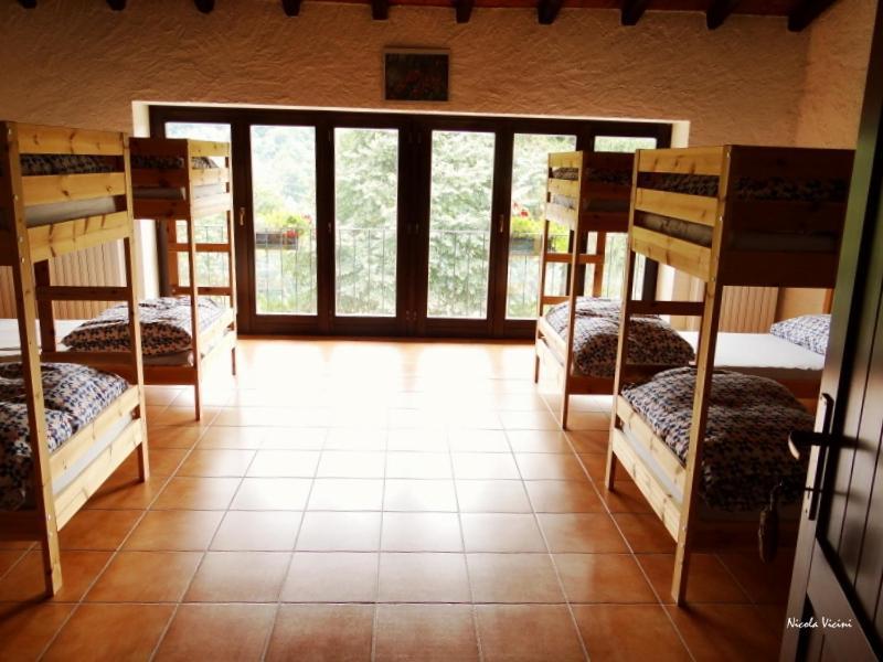 Rifugio Alpetto Di Torno Hostel Sormano Room photo