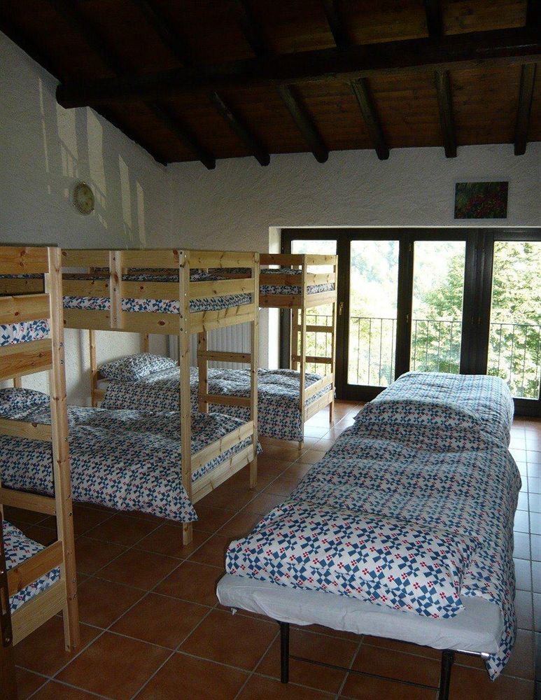 Rifugio Alpetto Di Torno Hostel Sormano Exterior photo